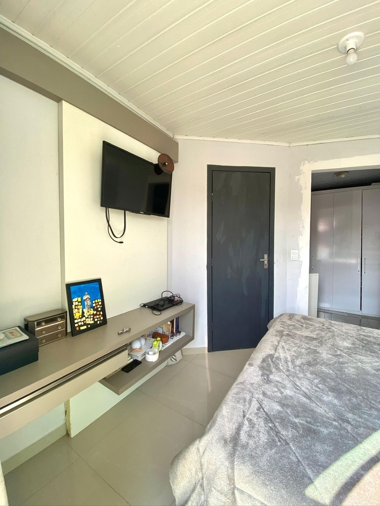residential-/-sobrado-3-quartos-150m2-oficinas-ponta-grossa-pr
