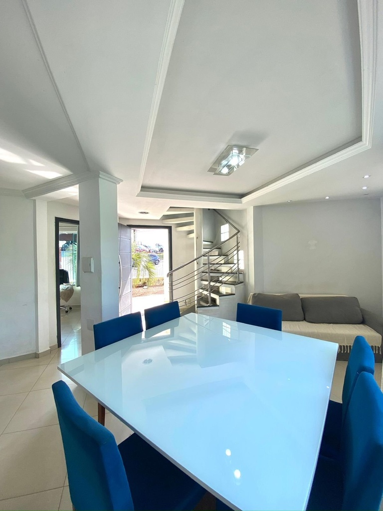 residential-/-sobrado-3-quartos-150m2-oficinas-ponta-grossa-pr